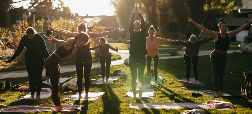 Meditation and yoga for a healthy start of the day