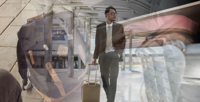 How to choose the right type of luggage when traveling abroad