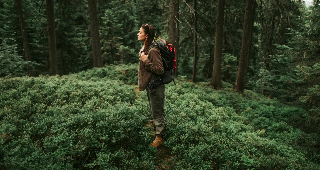 Learn how to travel alone in a safe way