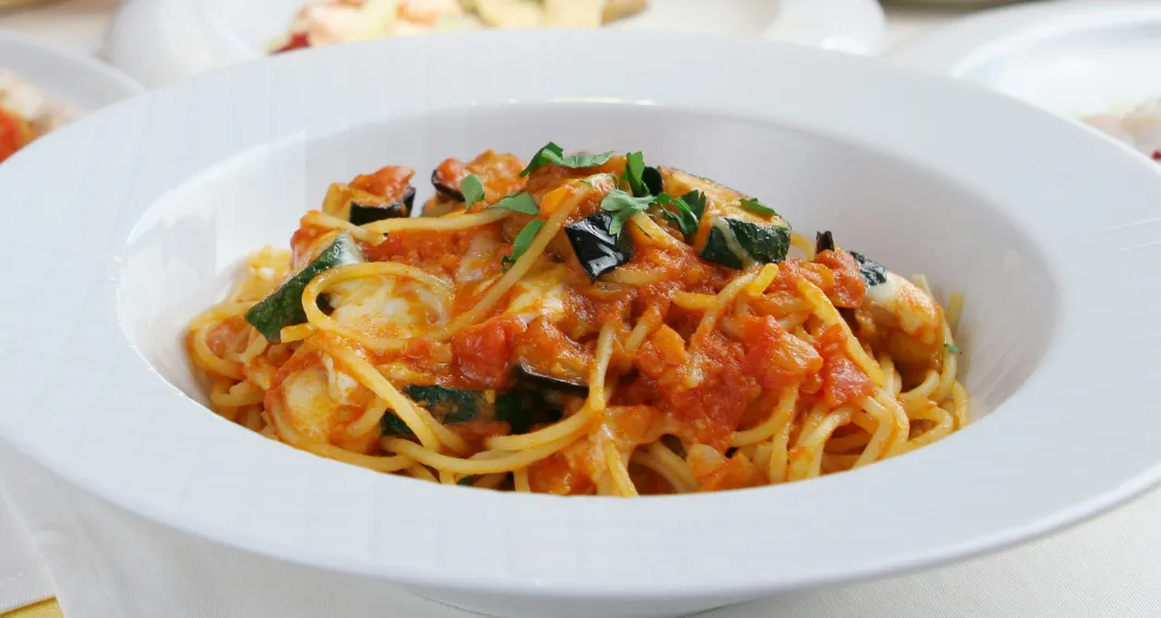 Simple creamy tomato spinach pasta recipe ready in less then 30 minutes